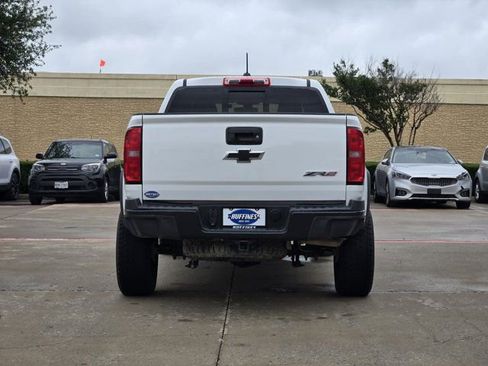 Used 2019 Chevrolet Colorado ZR2 AWD/4WD image 7