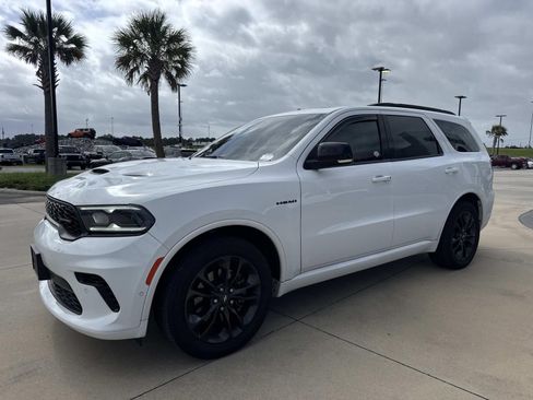 Used 2024 Dodge Durango R/T RWD image 3