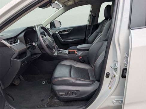 Used 2024 Toyota RAV4 Adventure image 22