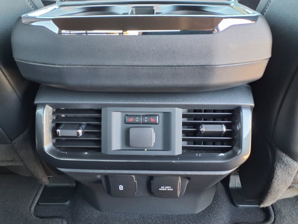 Used 2023 Ford F150 Lariat w/ Equipment Group 502A High AWD/4WD image 18