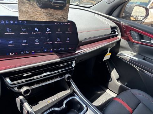 New 2026 Chevrolet Traverse RS FWD image 25