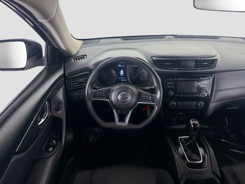 Used 2017 Nissan Rogue S FWD image 17