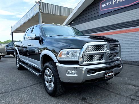 Used 2015 RAM 2500 Laramie w/ Convenience Group AWD/4WD image 6