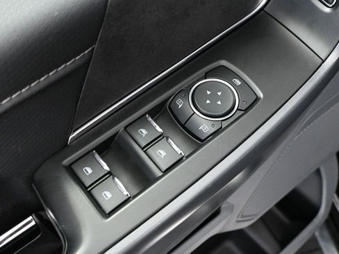 Used 2024 Ford F150 XLT image 19