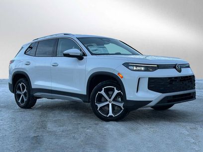 New 2026 Volkswagen Tiguan SE