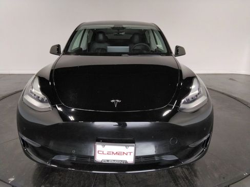 Used 2021 Tesla Model Y Long Range image 3