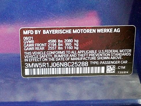 Used 2022 BMW 330i Sedan w/ Driving Assistance Package image 38