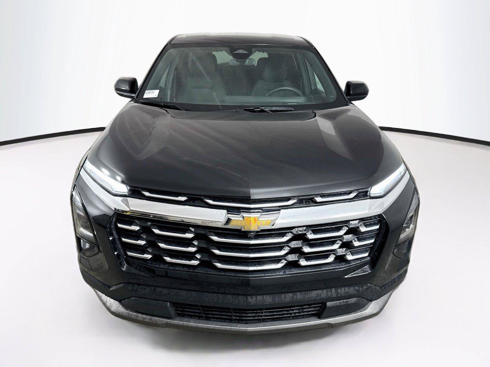 Used 2026 Chevrolet Equinox LT FWD image 10
