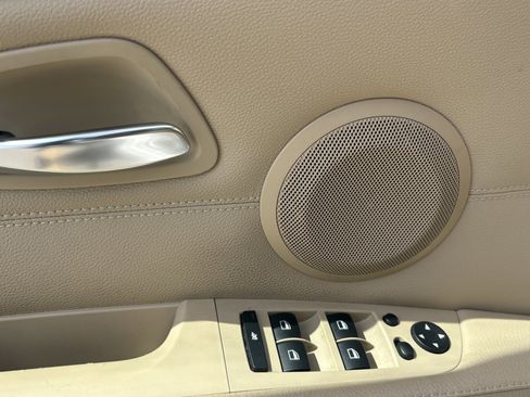 Used 2011 BMW 328i xDrive Sedan AWD/4WD image 17