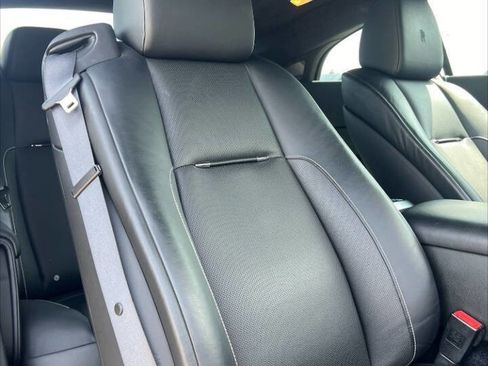 Used 2016 Rolls-Royce Wraith image 16