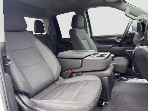 Used 2024 Chevrolet Silverado 2500 LT image 17