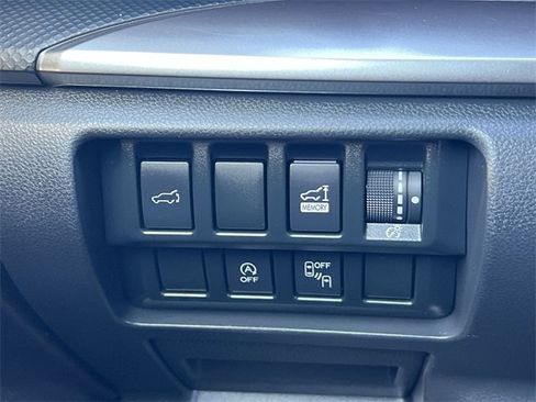 Used 2020 Subaru Forester Premium image 25