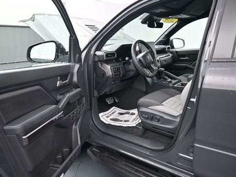 Used 2024 Toyota Tacoma TRD Sport w/ TRD Sport Upgrade Package AWD/4WD image 18