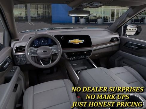 New 2026 Chevrolet Suburban Z71 w/ Comfort Package AWD/4WD image 15