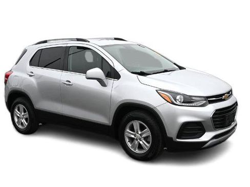 Used 2018 Chevrolet Trax LT w/ LT Convenience Package image 3