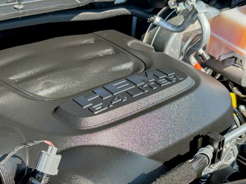 Used 2025 RAM 2500 Big Horn AWD/4WD image 12