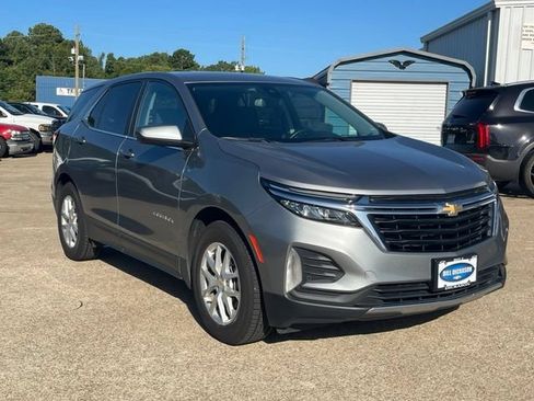 Used 2024 Chevrolet Equinox LT FWD image 1