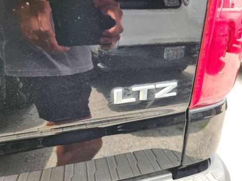 Used 2023 Chevrolet Silverado 1500 LTZ RWD image 8