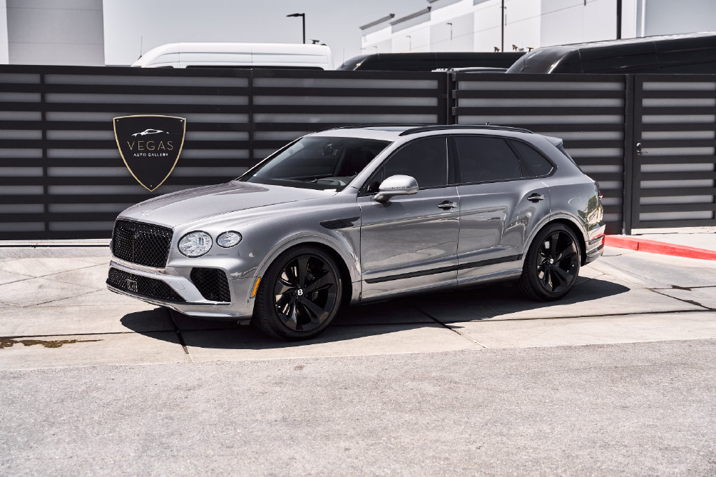 Used 2024 Bentley Bentayga AWD/4WD image 5