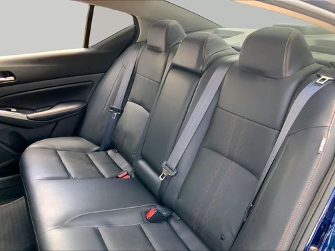 Used 2024 Nissan Altima 2.5 SR w/ SR Premium Package FWD image 21