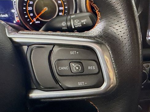 Used 2023 Jeep Gladiator Mojave w/ Trailer Tow Package AWD/4WD image 12