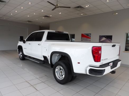 Used 2021 Chevrolet Silverado 3500 High Country AWD/4WD image 6
