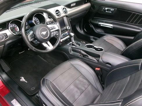 Used 2015 Ford Mustang Premium w/ Equipment Group 201A RWD image 19