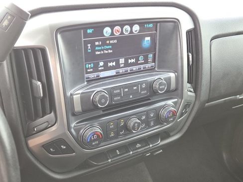 Used 2017 Chevrolet Silverado 1500 LT w/ All Star Edition AWD/4WD image 19