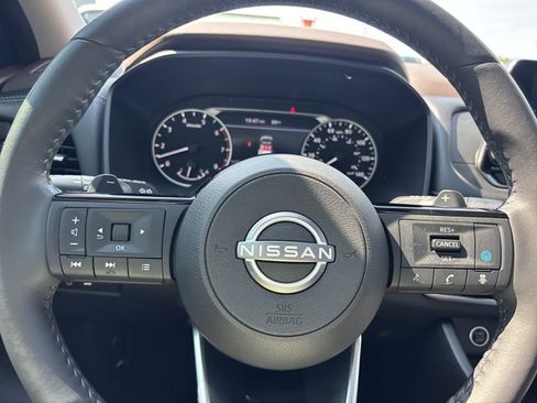 Certified 2023 Nissan Rogue SV w/ SV Premium B Package FWD image 23