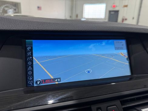 Used 2011 BMW 535i xDrive Sedan image 19