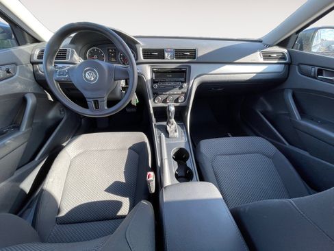 Used 2013 Volkswagen Passat 2.5 S image 13