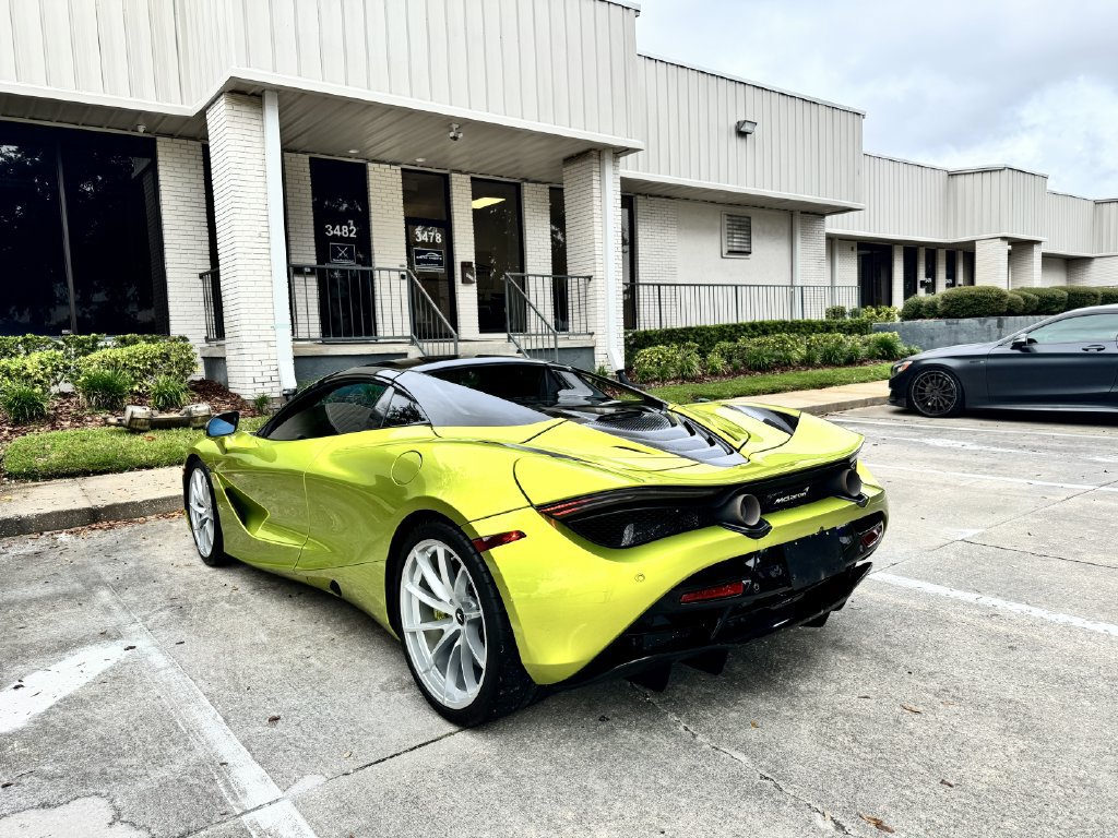 Used 2022 McLaren 720S Performance RWD image 6
