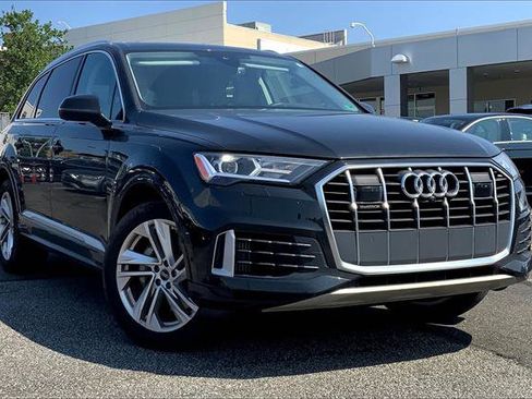 Used 2023 Audi Q7 3.0T Premium Plus image 32