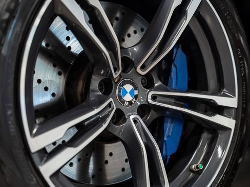 Used 2021 BMW M5 w/ Executive Package image 6