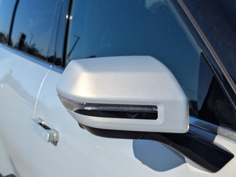 New 2026 Kia EV9 Wind image 14