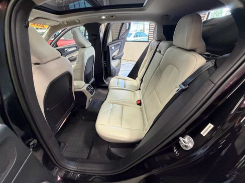 Used 2023 Volvo XC40 B5 Plus w/ Driver Assist Package AWD/4WD image 55