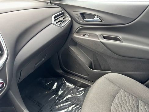 Used 2021 Chevrolet Equinox LT AWD/4WD image 26