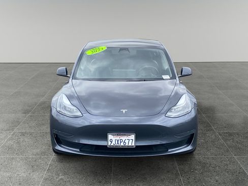 Used 2023 Tesla Model 3 Standard Range RWD image 8