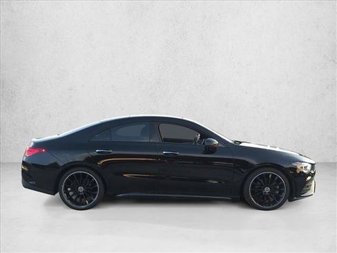 Used 2023 Mercedes-Benz CLA 250 image 4