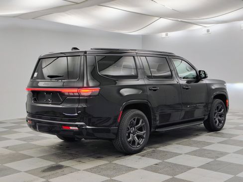 New 2026 Jeep Grand Wagoneer Limited AWD/4WD image 10