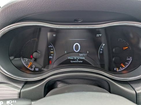 Used 2021 Jeep Grand Cherokee Limited image 14