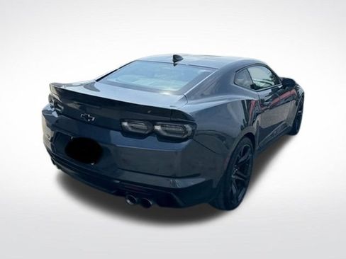 Used 2022 Chevrolet Camaro SS RWD image 2