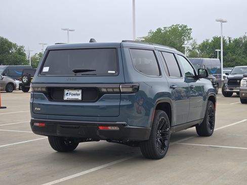 New 2026 Jeep Grand Wagoneer Limited AWD/4WD image 4