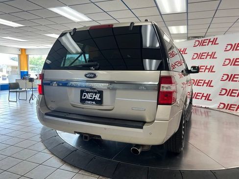 Used 2017 Ford Expedition EL XLT w/ Equipment Group 201A AWD/4WD image 5