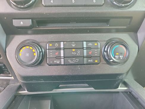 Used 2018 Ford F150 XLT w/ Equipment Group 302A Luxury RWD image 19
