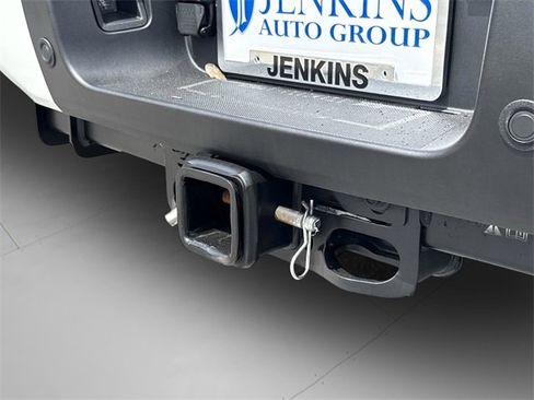 Certified 2023 Ford F450 Platinum w/ FX4 Off-Road Package image 42