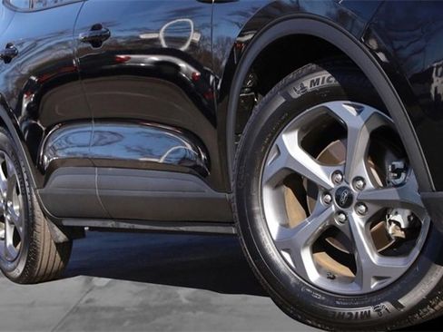 Used 2025 Ford Escape ST-Line image 3