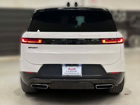 Used 2024 Land Rover Range Rover Sport SE image 5