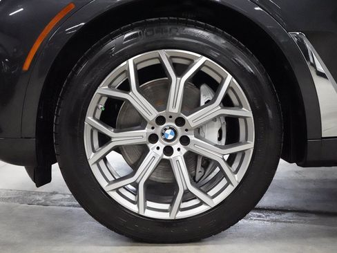 Used 2021 BMW X7 xDrive40i w/ Executive Package AWD/4WD image 40