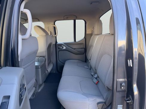 Used 2012 Nissan Frontier SV w/ SV Premium Utility Pkg image 16